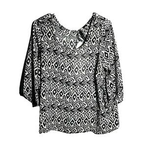 Black & White Top